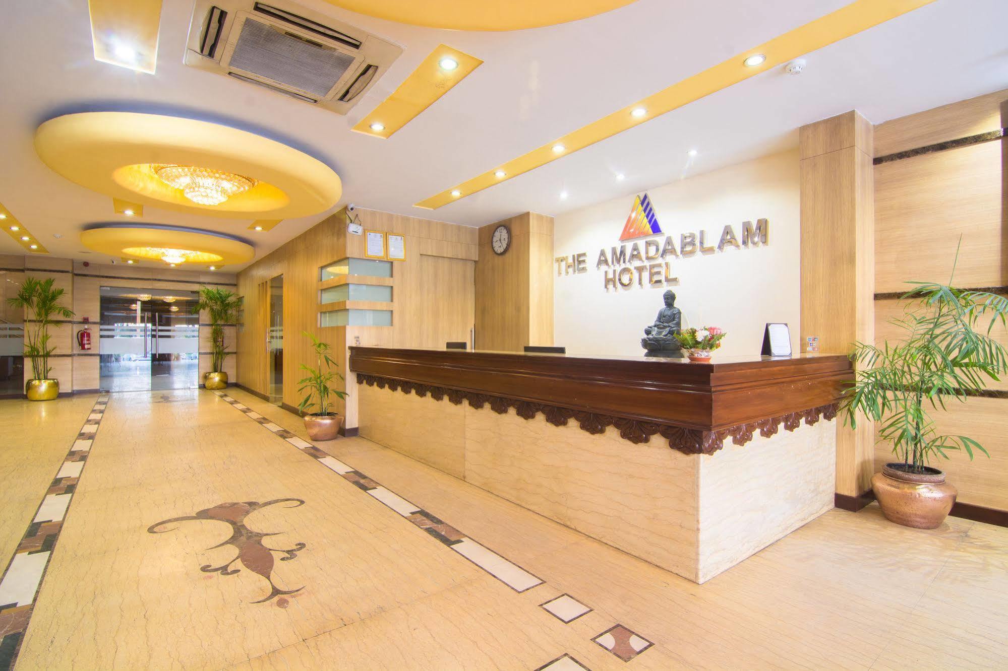 The Amadablam Hotel Kathmandu Exterior foto