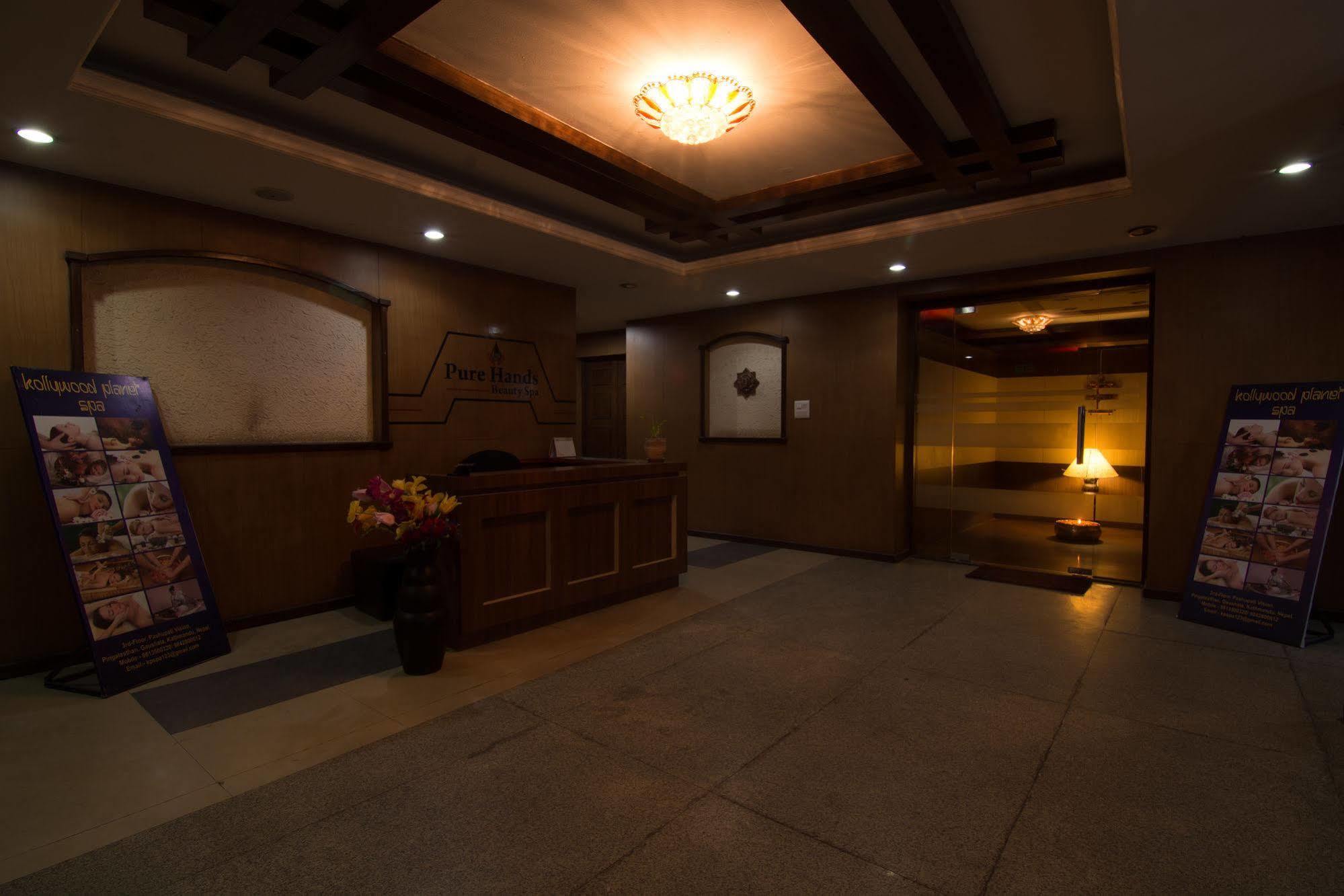 The Amadablam Hotel Kathmandu Exterior foto