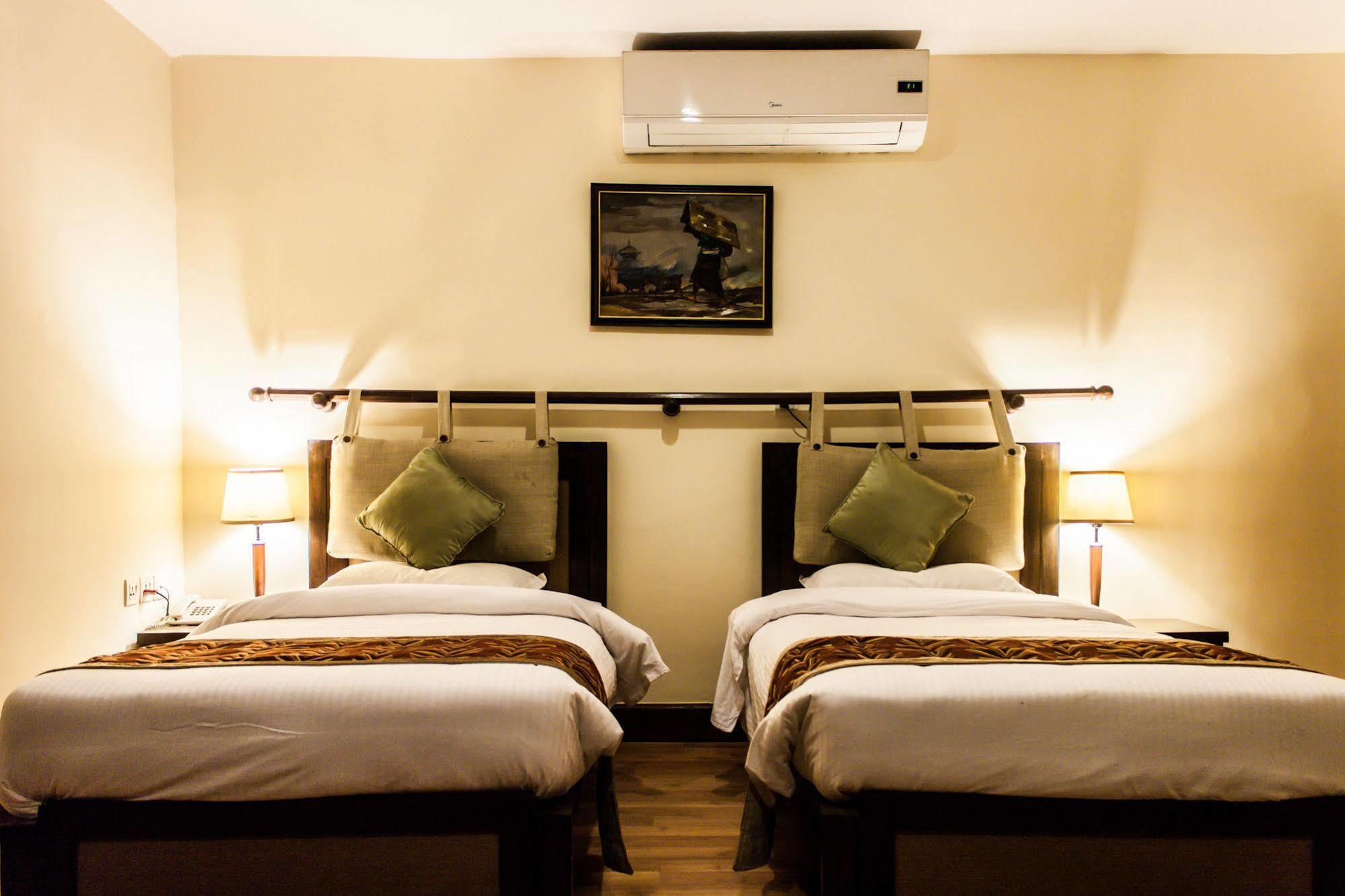 The Amadablam Hotel Kathmandu Exterior foto