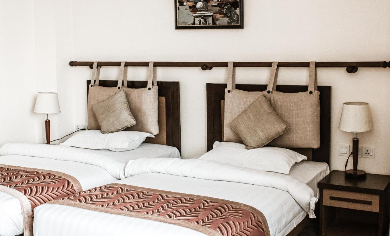 The Amadablam Hotel Kathmandu Exterior foto