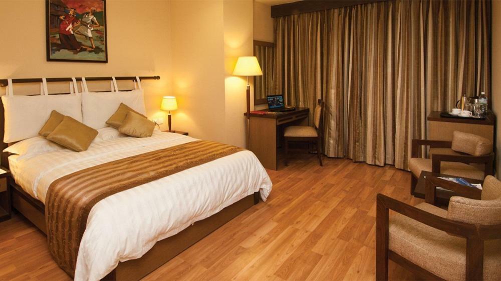 The Amadablam Hotel Kathmandu Exterior foto